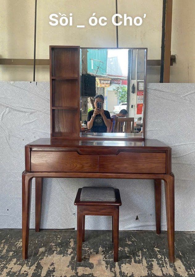 Bàn phấn gỗ sồi nga màu óc chó HNBP48