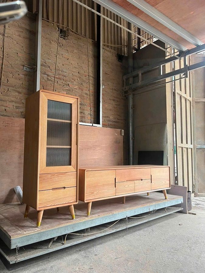 Tủ kính kèm kệ tivi gỗ sồi HDC08